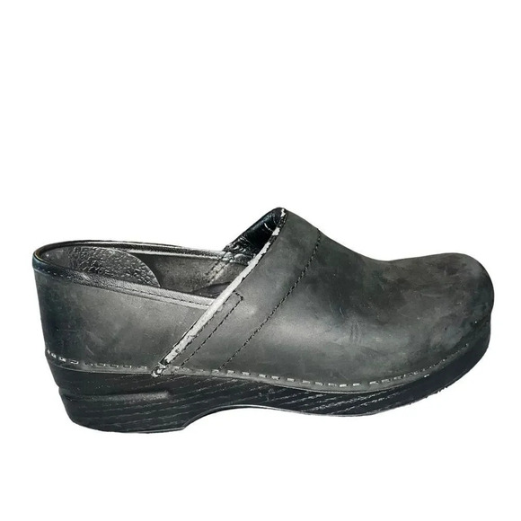 Dansko Women's XP 2.0 Black Waterproof Pull Up Clog Size 37/6.5-7 - Picture 10 of 12